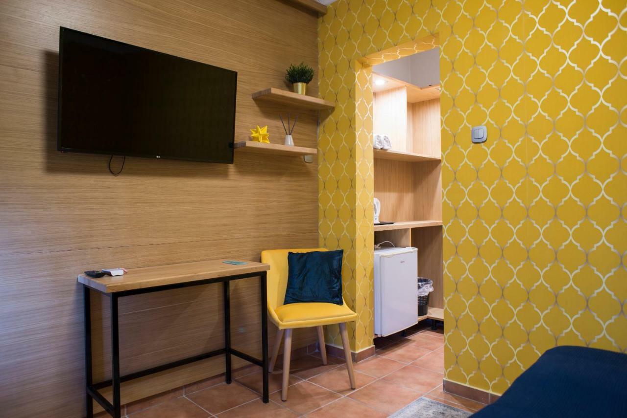 Szent Anna Panzio Hotel Esztergom Buitenkant foto